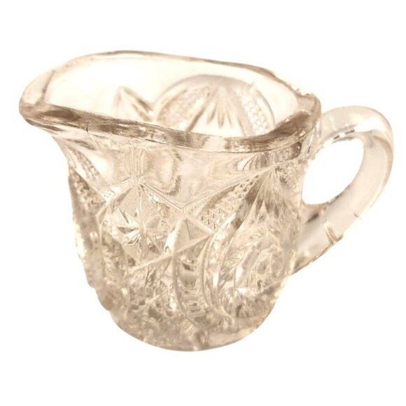 Vintage US Glass Childs Creamer Clear Glass With Intricate Star Design EAPG - Picture 2 of 8